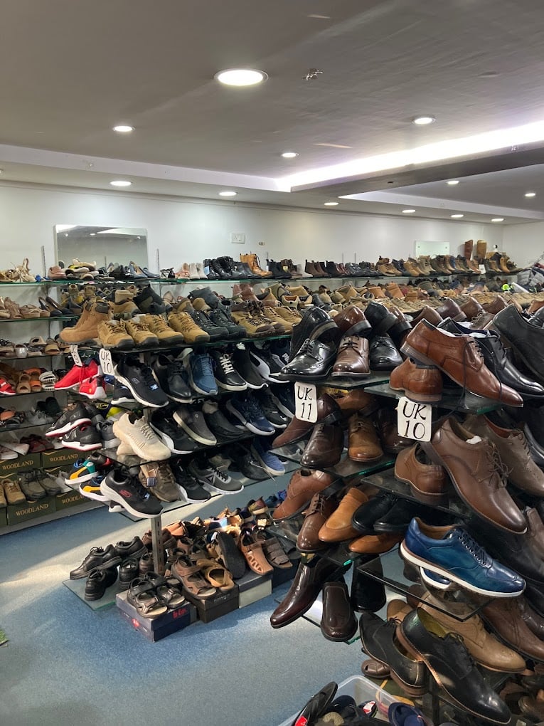 The Shoe Shop - Multi brand FactoryOutlet - 4