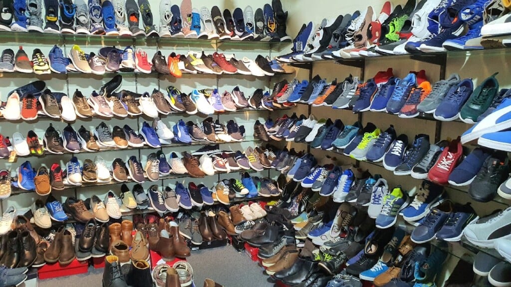 The Shoe Shop - Multi brand FactoryOutlet - 2