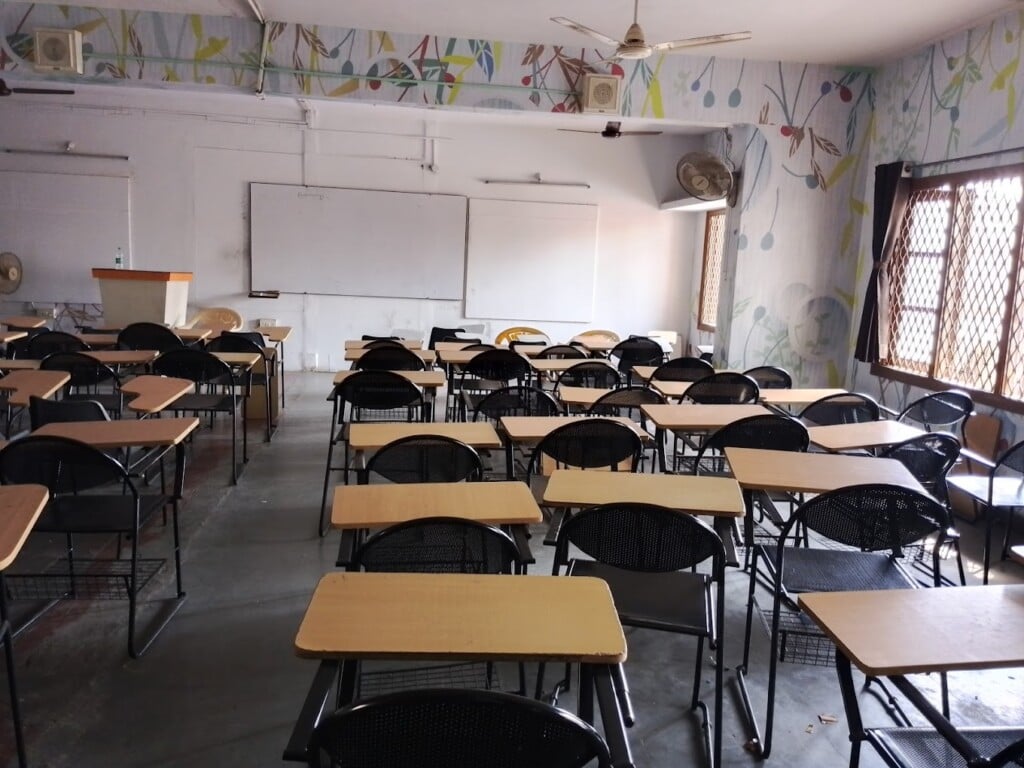 Universal Coaching Centre - 4