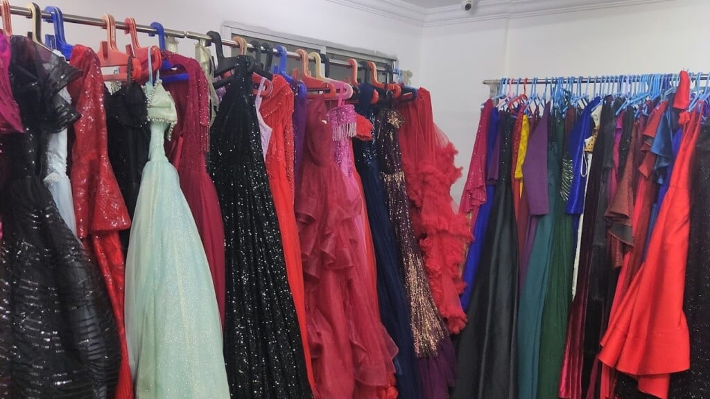 The Dress Bank - Clothes On Rent - 3