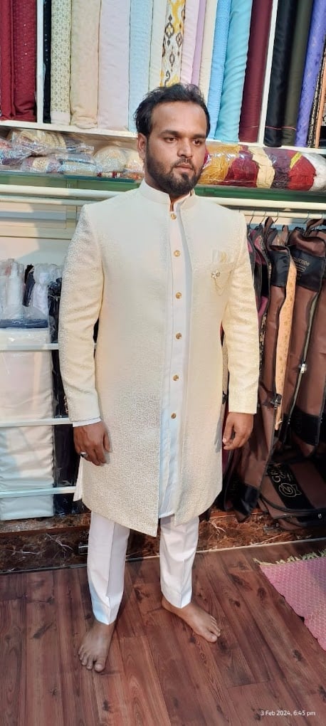 GROOM'S COLLECTION - 4