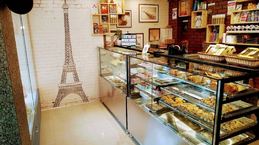 De Baker's Lounge - Balewadi - 5