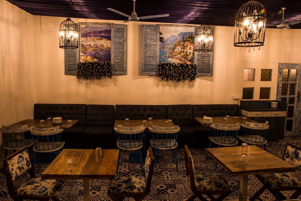 Laa Unico - Pure Veg Family Restaurant