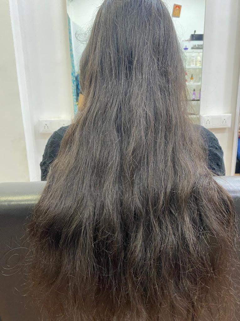 Diamond Ladies Beauty Parlour - Loreal Professional - 2