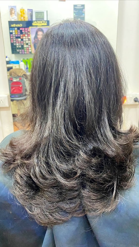 Diamond Ladies Beauty Parlour - Loreal Professional - 3