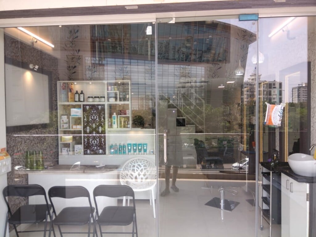 Bella Queen Ladies Beauty Parlour - 3