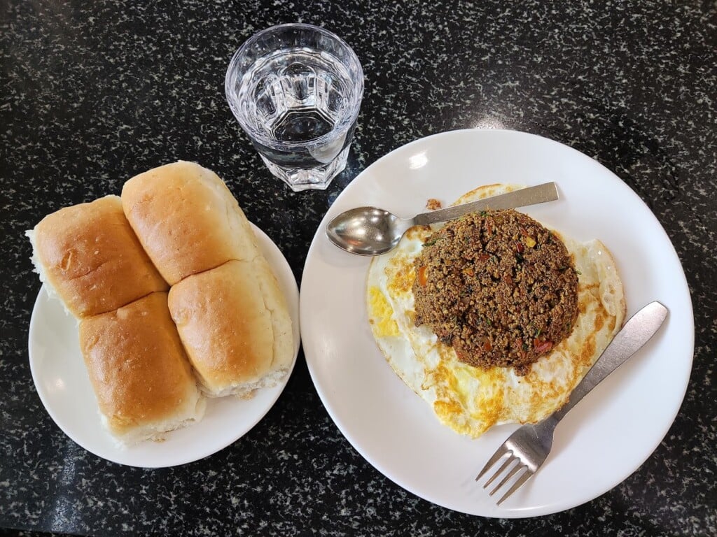 George Restaurant - 3