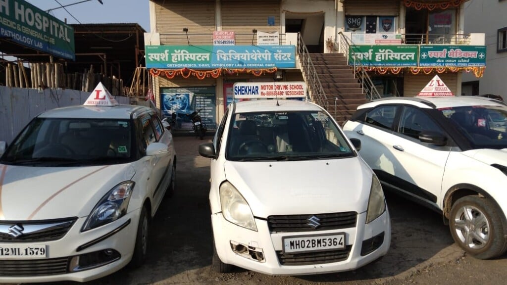 Shekhar motor driving school-Best motor driving school in Lohegaon Dhanori area - 5