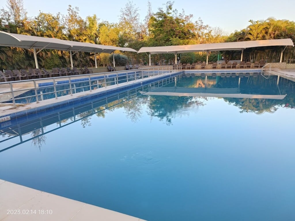 Maheir Retreat Waterpark - 2