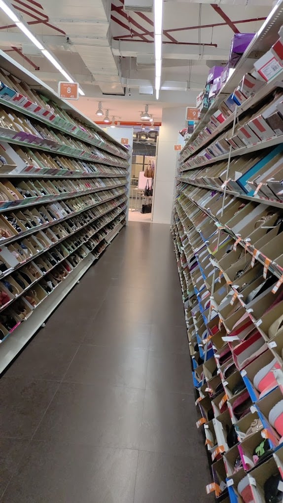 Payless Shoesource - 3