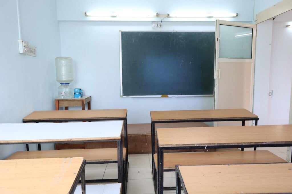 Waarjurkar Classes - 3