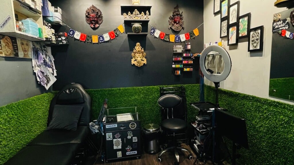 Dev Tattoo and Art | Tattoo and Piercing Studio in Kolkata - 5