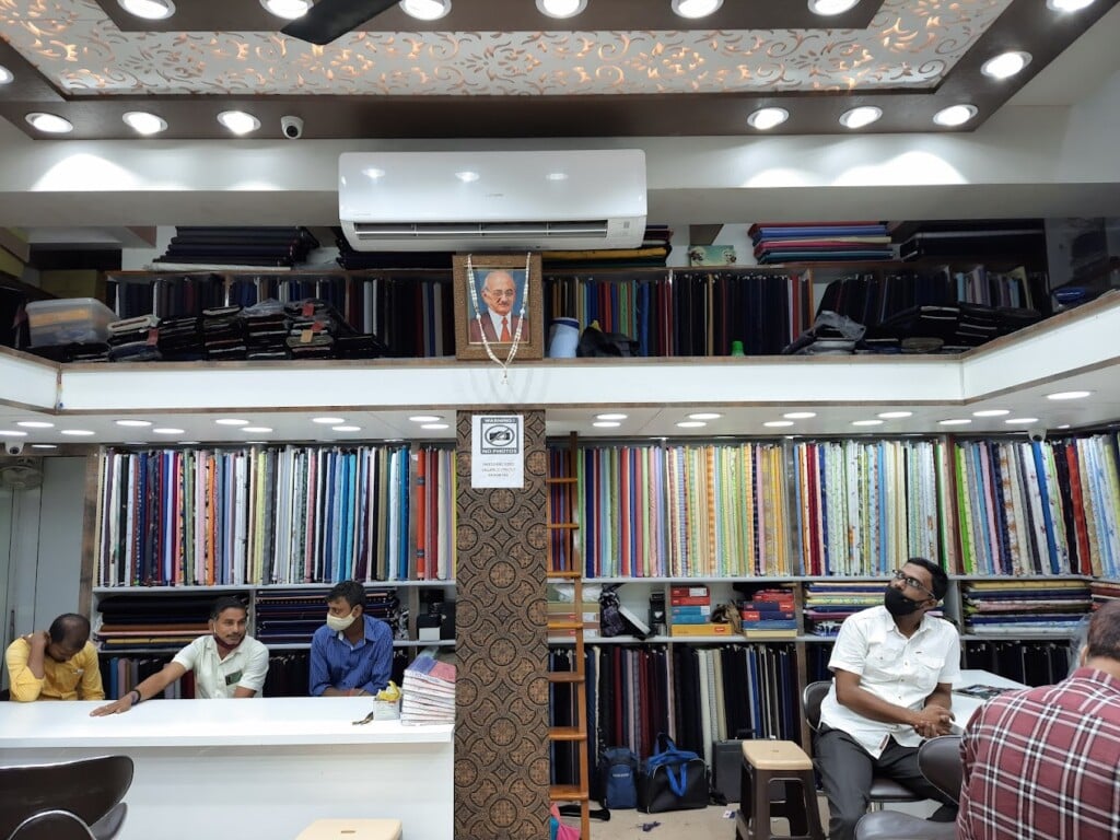 Gangh Fashion - Designer Menswear In Kolkata | Sherwani | Indo Western | Suit | Shoes | Jackets | Shirts