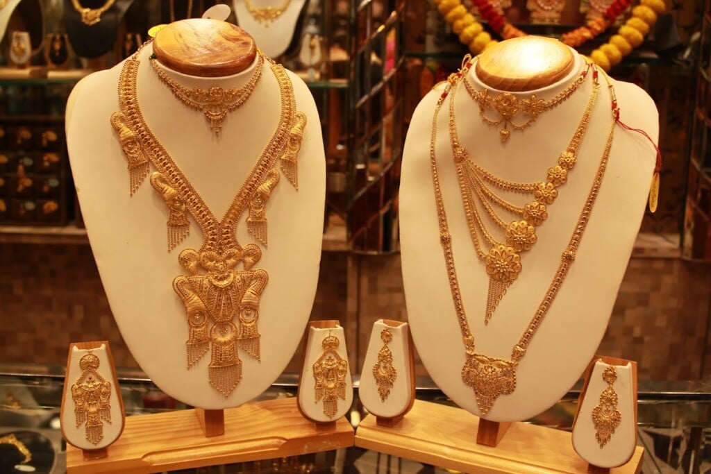 Rakshit & Co Jewellers - 2