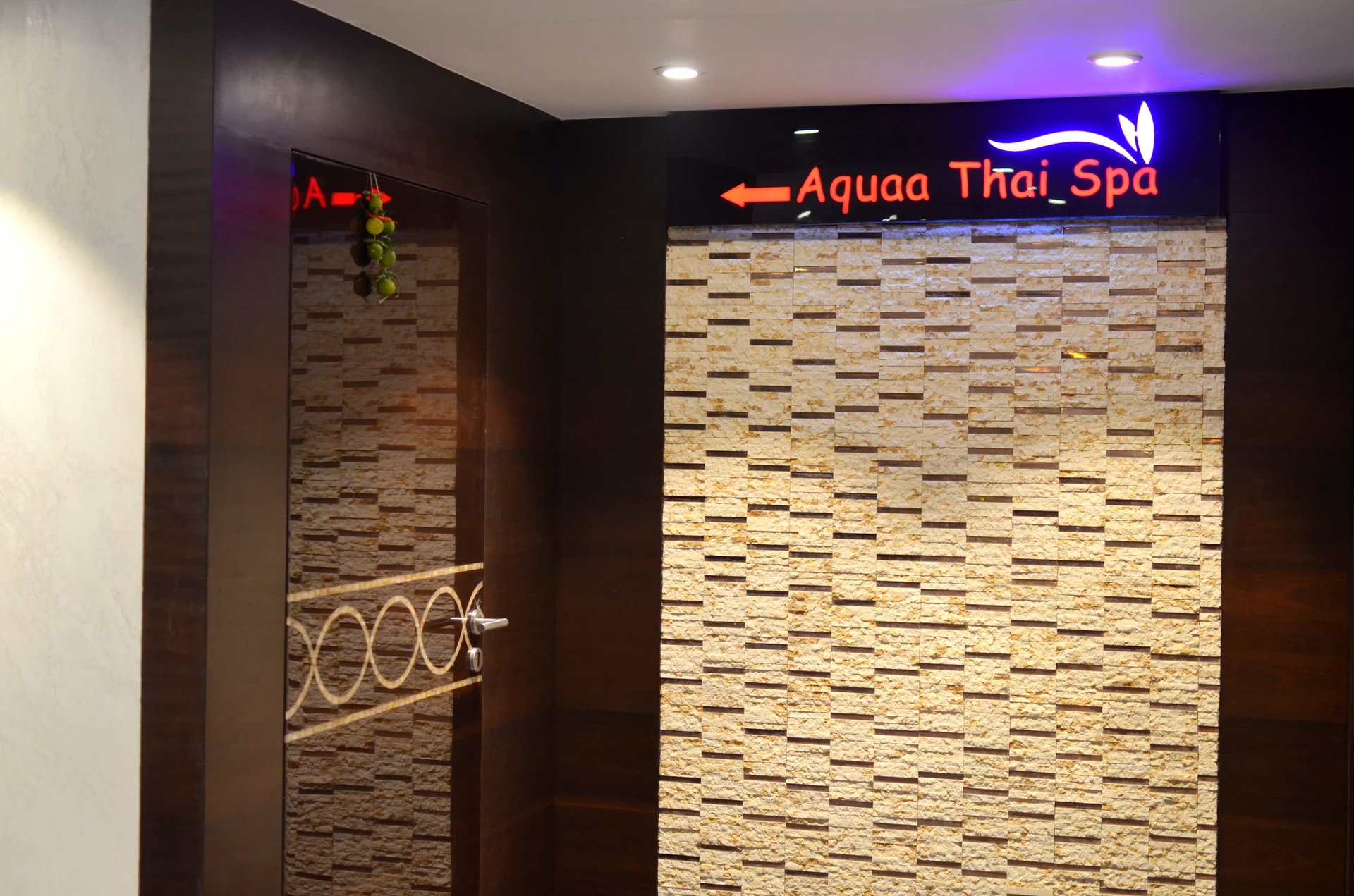 Aquaa Thai Spa - 2