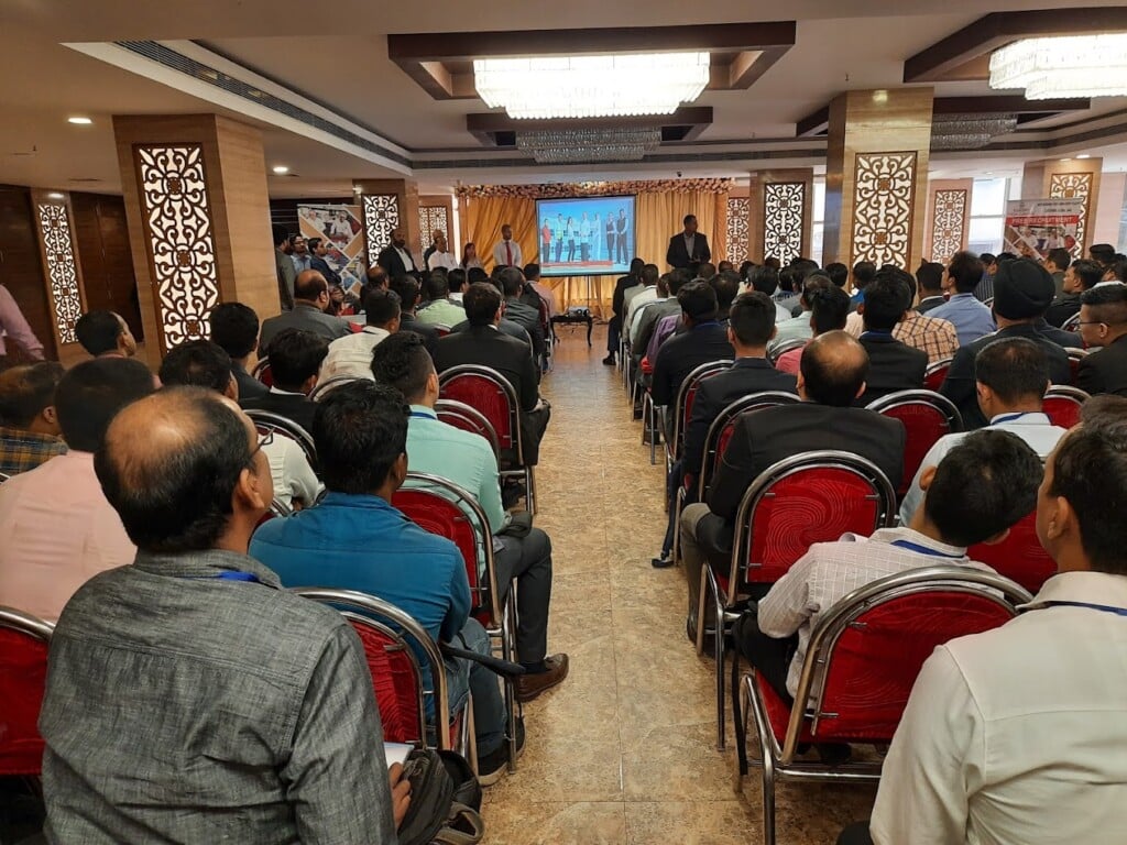 GLOBE CONSULTANT - 2