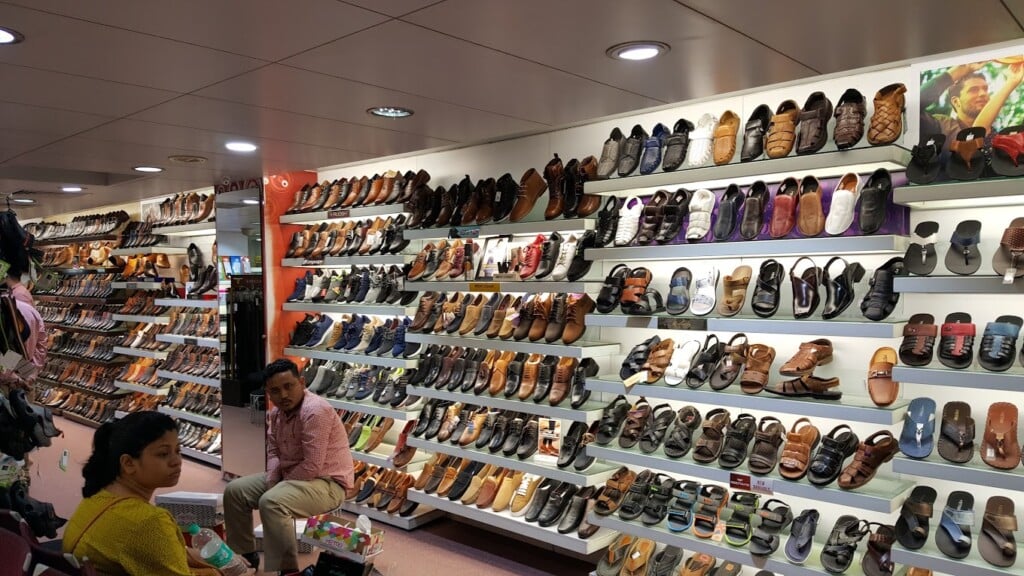 Metro Shoes Kolkata - 2