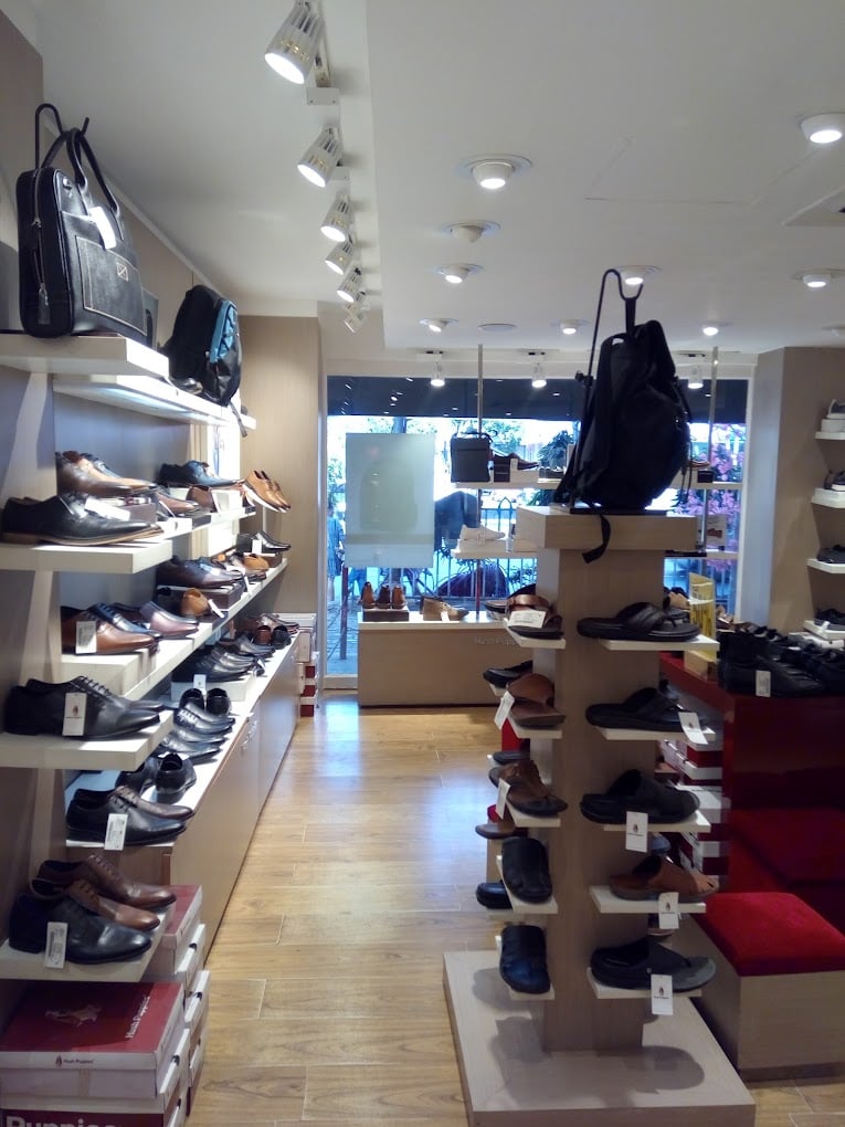 Hush Puppies Store - 3