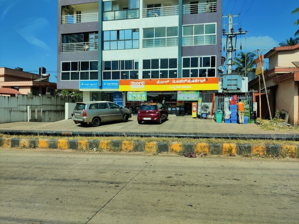 More Supermarket - PADAVINANGADY - 3