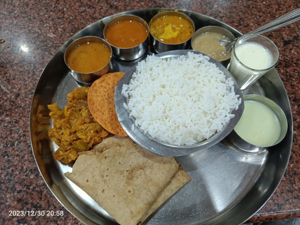 Utsava Fine Dining - 3