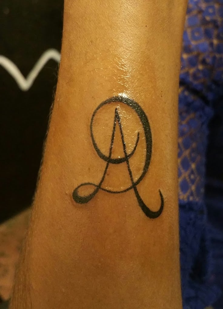 "We provide the best inks, tips, needles and a clear cut tattoo at a very reasonable price." - 2