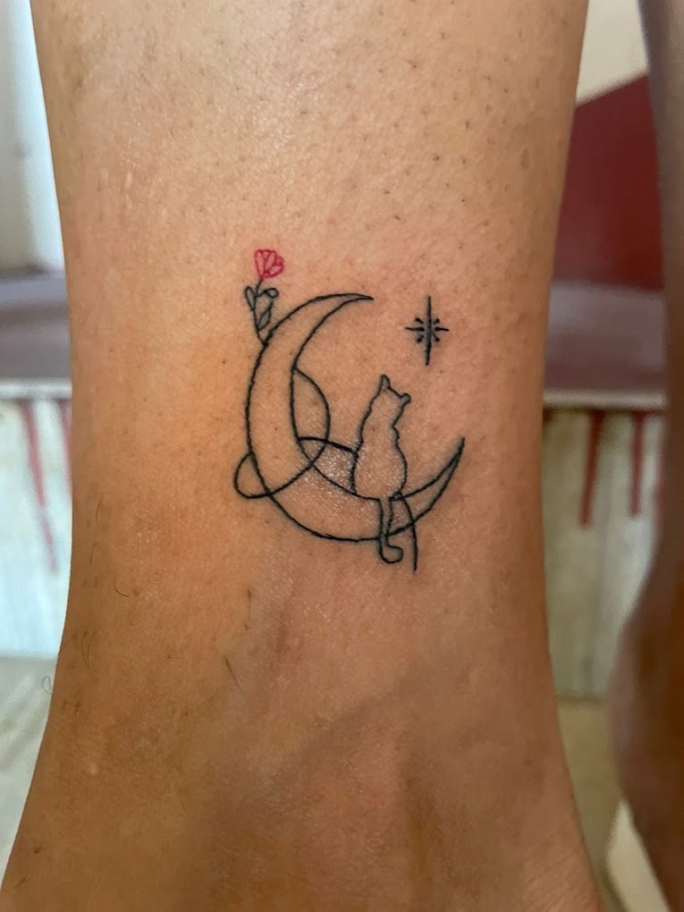 "We provide the best inks, tips, needles and a clear cut tattoo at a very reasonable price." - 3