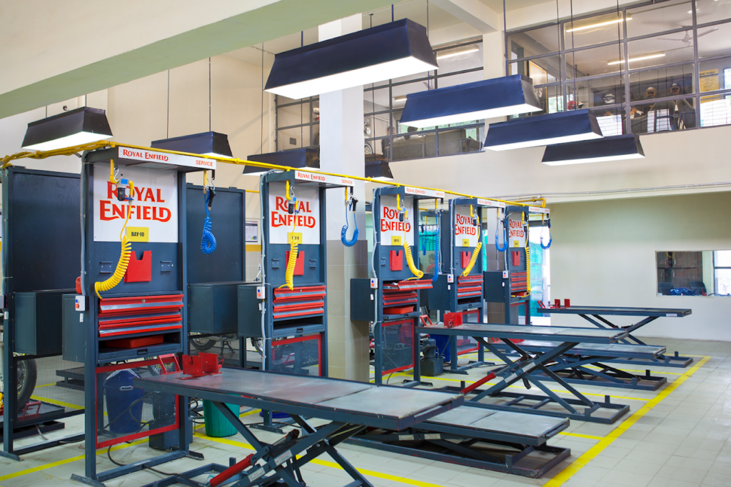 Royal Enfield Service Center - Niran Motors Pvt.Ltd - 2