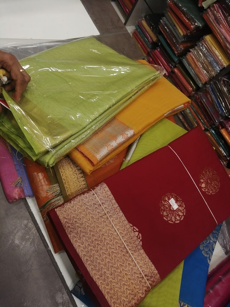 Sri Laxmi Cloth Stores - 3