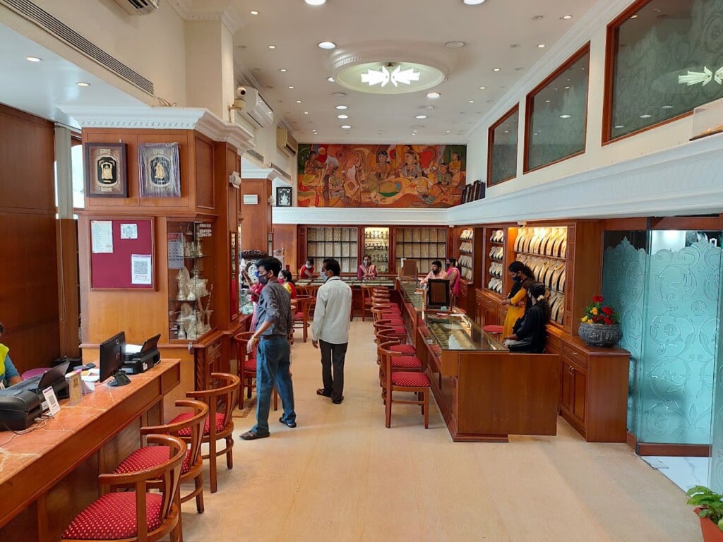 S L Shet Jewellers and Diamond House - 5