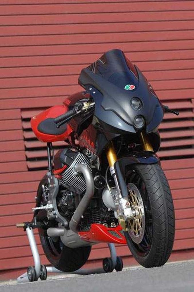 V R Parcel Movers - 2