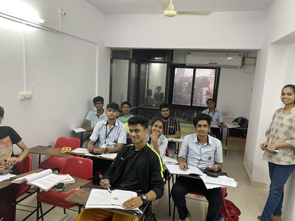 MANGALORE EDUCATION CENTER -Coaching classes