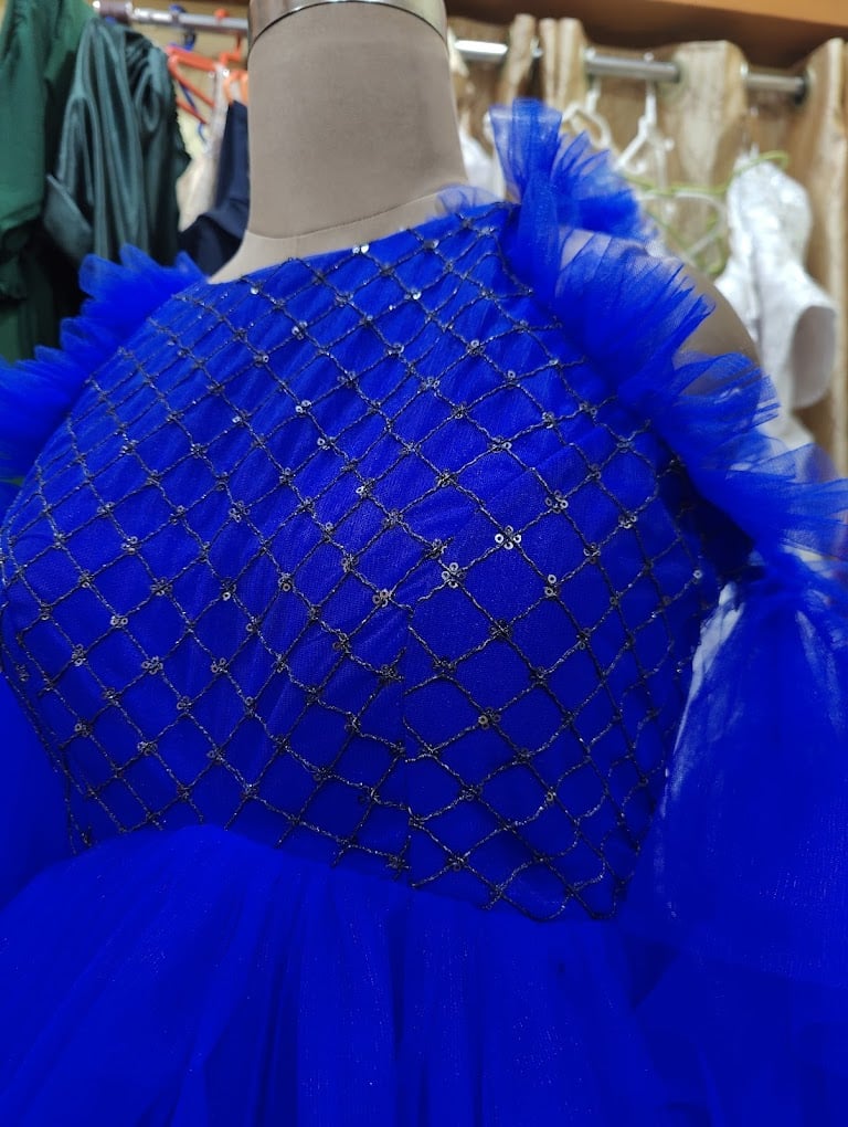 Runthestyle Rental clothing and jewelry brand - 5