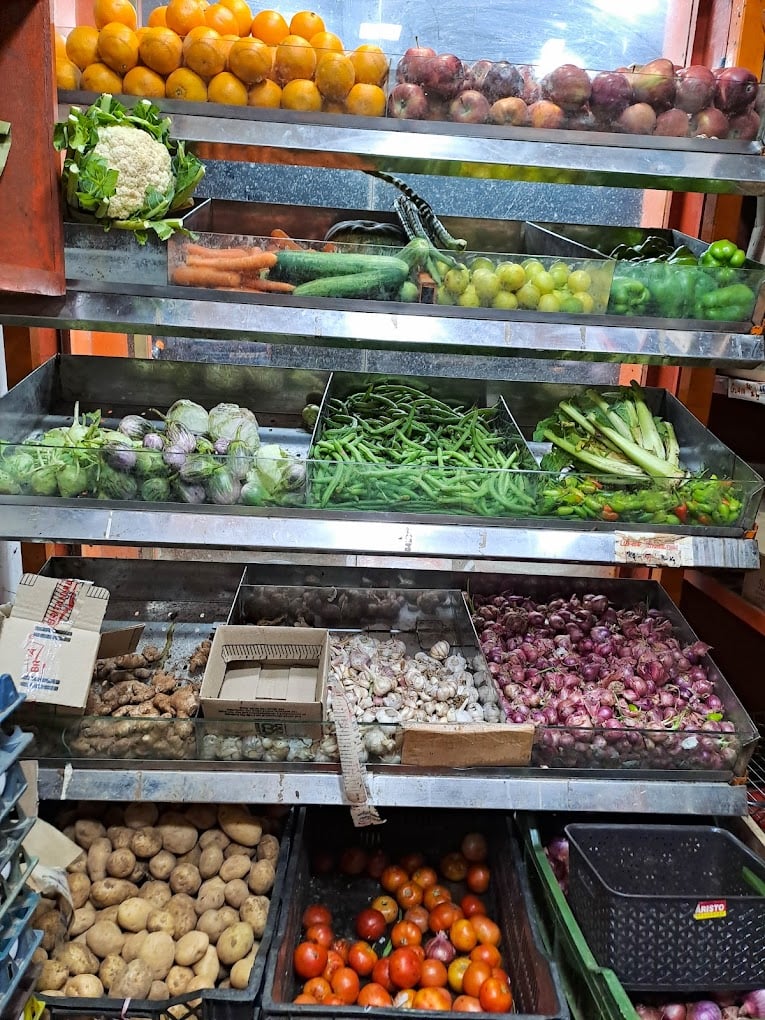 Bazaar departmental stores - 4