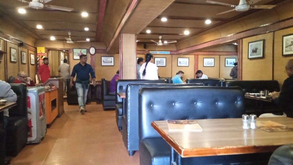 Hotel Blue Hills - 3