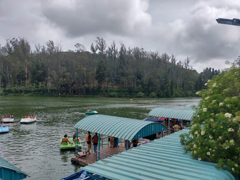 Boating Spot and Children's Park - 4
