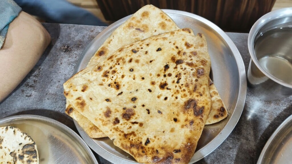 Tava Vegetarian Restaurant - 2