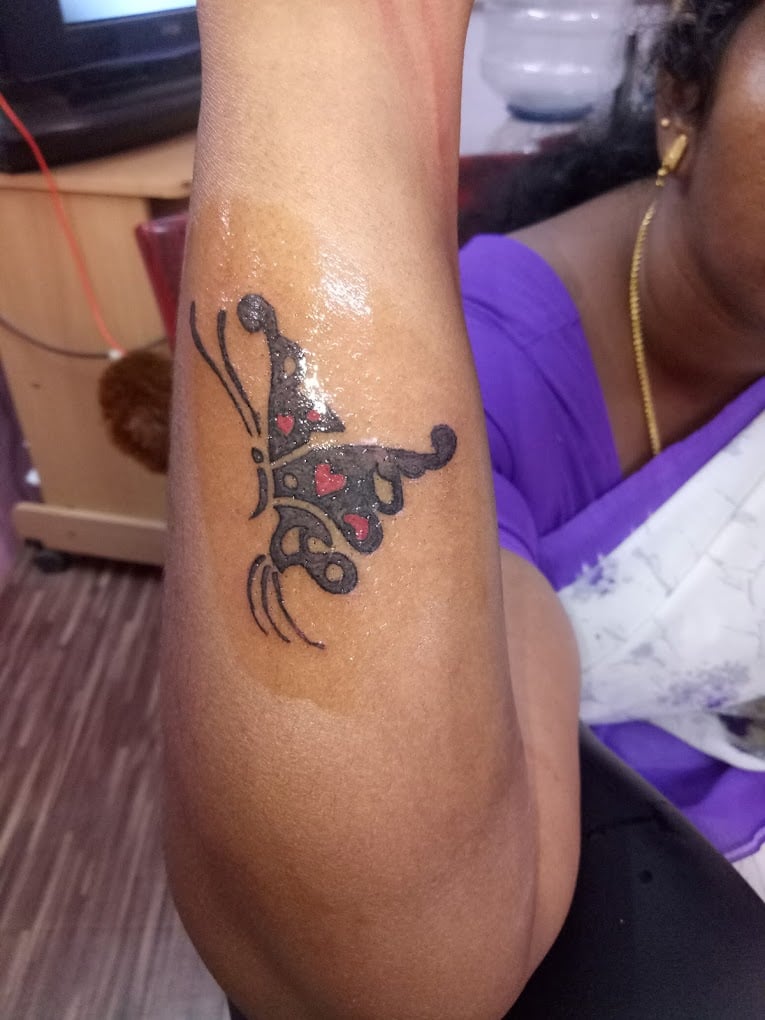 Pandis Tattoos (Tattoo Shop in Palani)