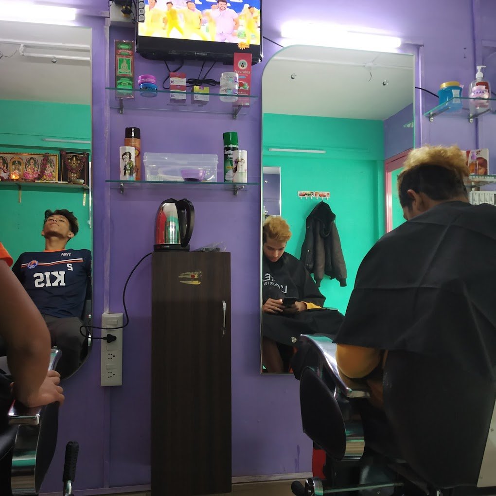 18+ Hair Care Men's Saloon - 4