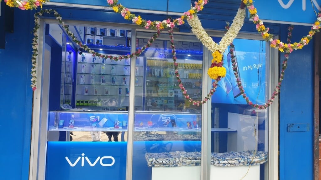 Reemass Cell City Kodaikanal- Mobile Phones Dealer & real estate - 5