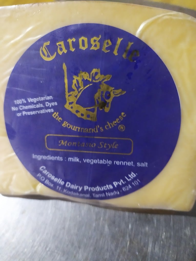 KIKI'S BOOK SHOP :Sathya Complex. P T Road, 7 Road Junction Kodaikanal. - 3