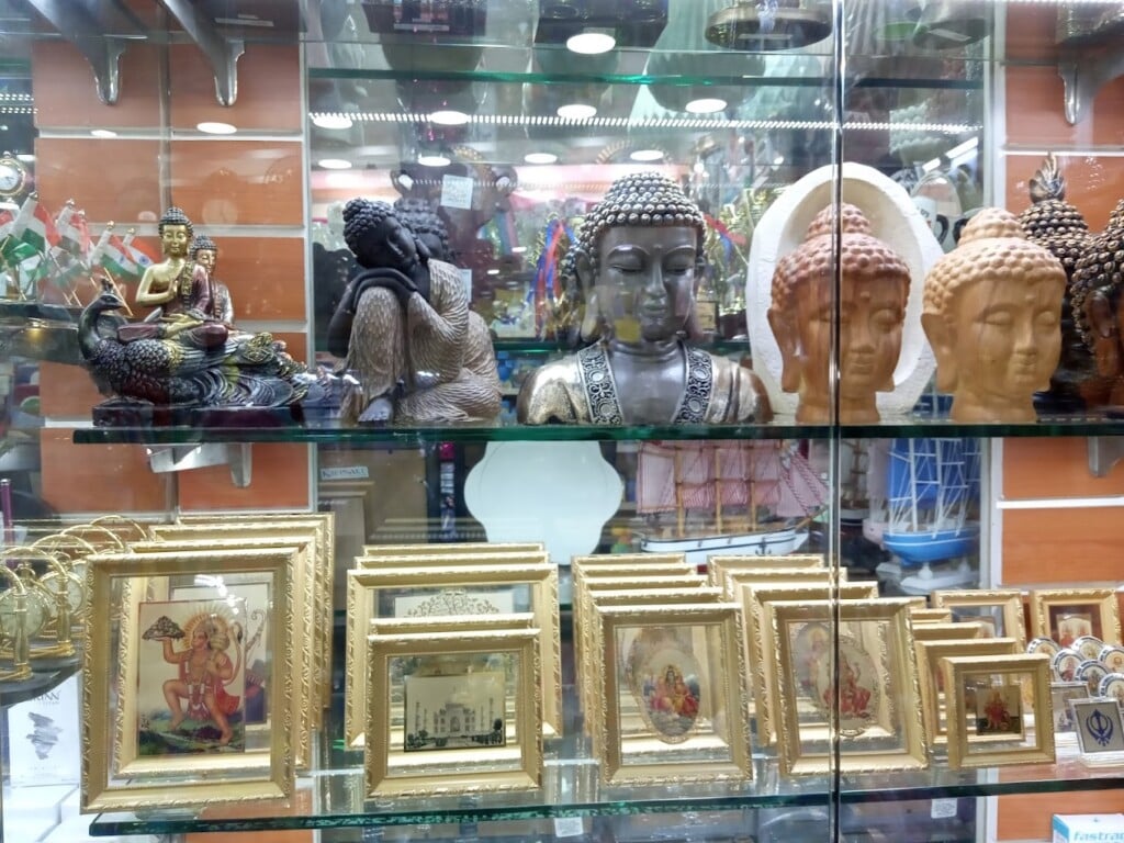 ARCHIES gift and stationery shop sahara mall gurgaon - 3