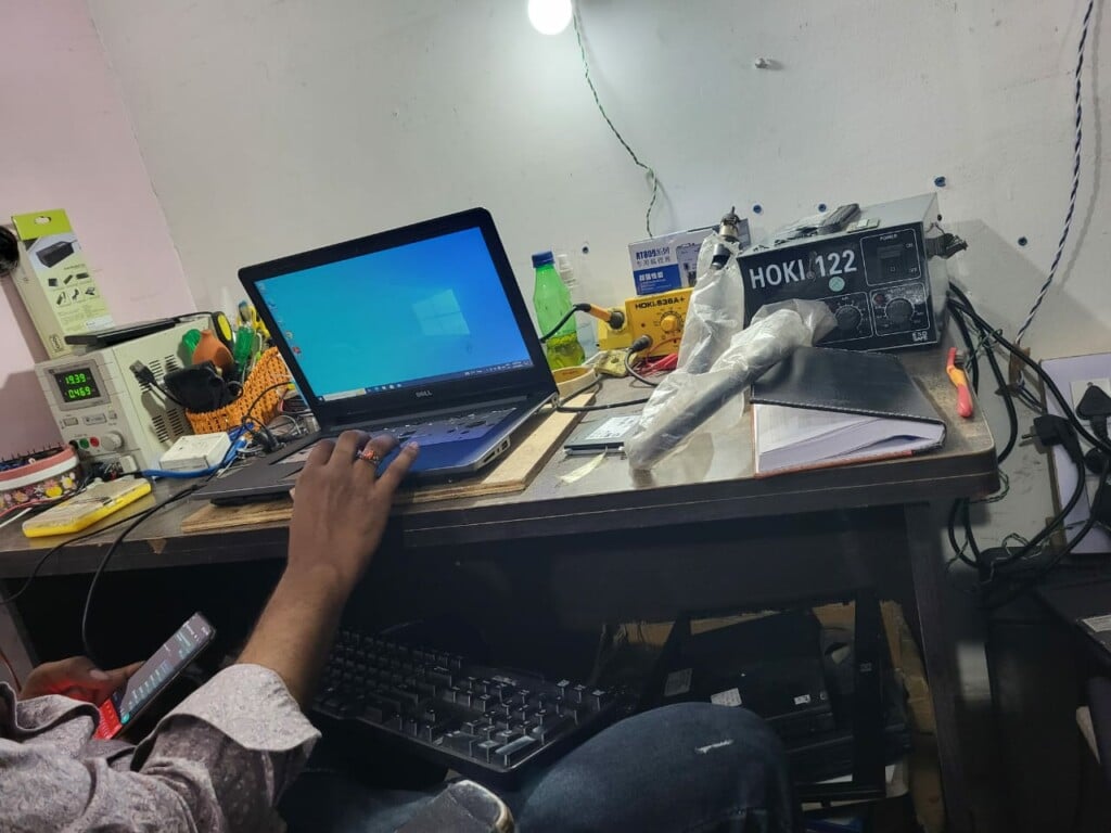 MahaDev Infotech | Laptop Repair | MacBook, Dell, HP - 3