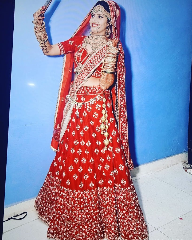 Ss beauty parlor - 3