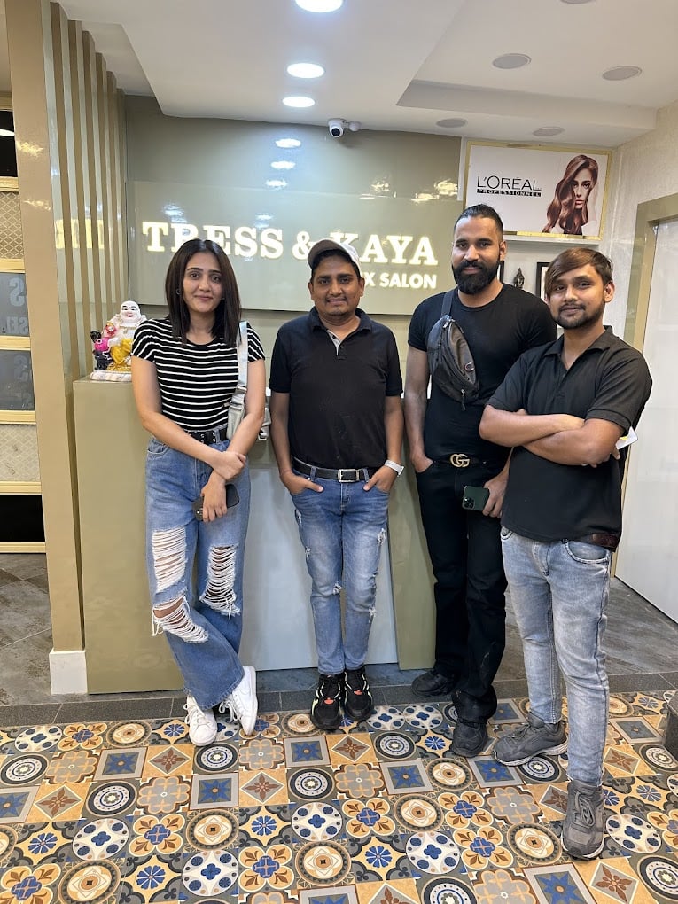 Tress And Kaya Unisex Salon - 4