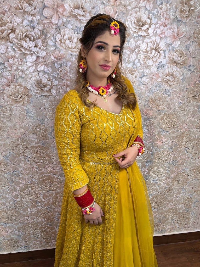 Allure Studio By Tanisha - Best Beauty salon in Sector 7 Gurgaon - 5