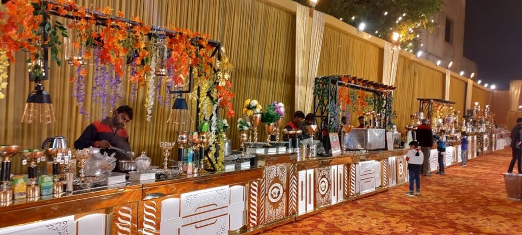 Ahuja Juice Bar and Fresh Fruits - 5