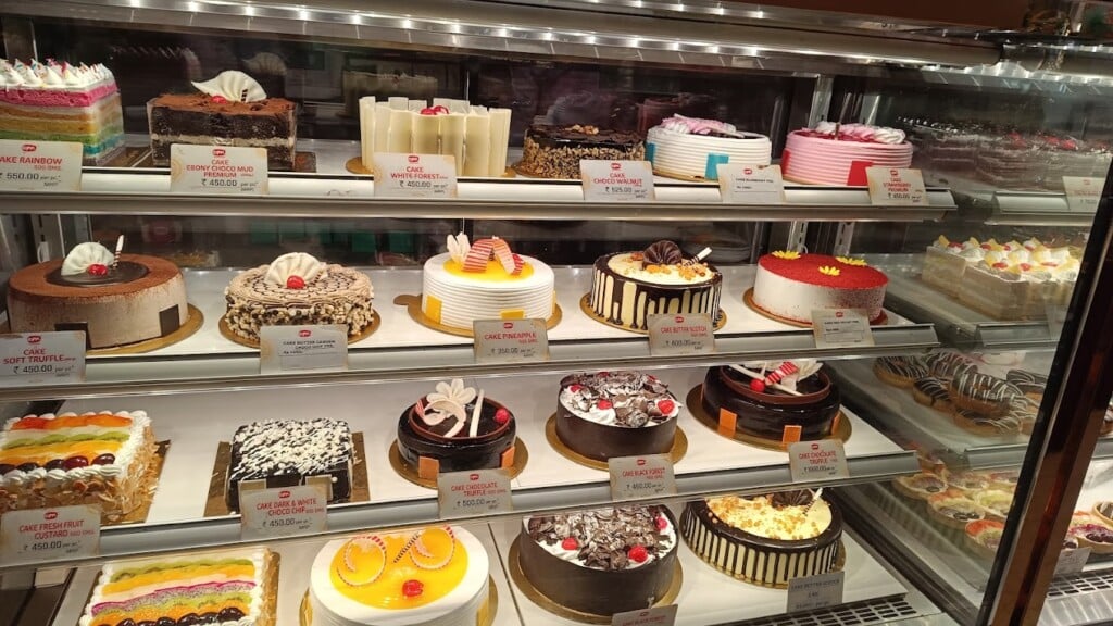 OM Sweets, Sector 46, Gurugram - 3