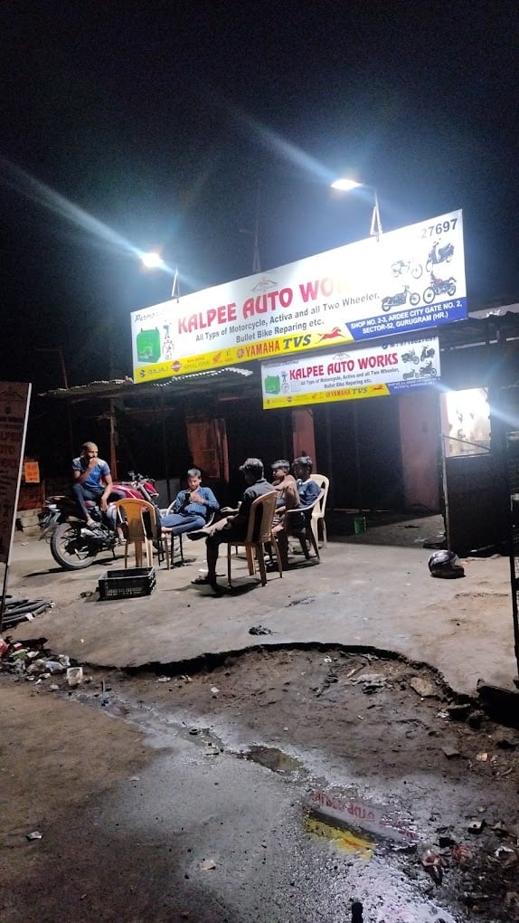 Bike mechanic Kalpee Auto Workshop - 5