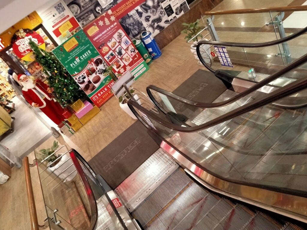 MGF Metropolitan Mall - 2