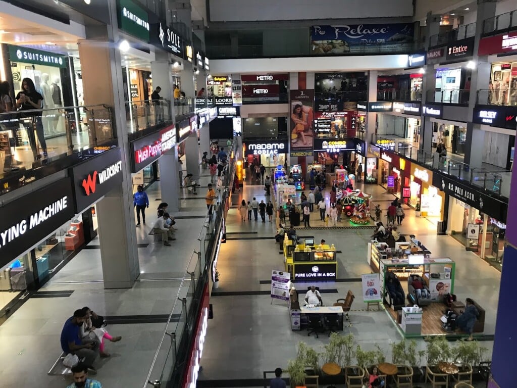 MGF Metropolitan Mall - 3